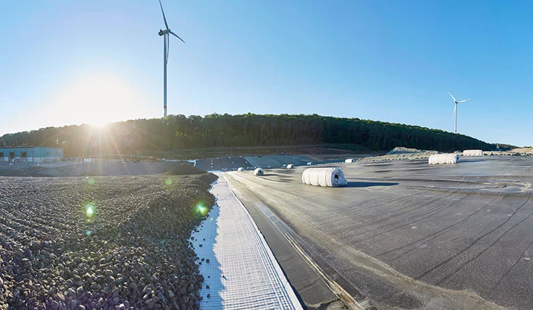 Cooperation landfill project Kapiteltal Landfill cooperation REMEX and ZAK Kapiteltal landfill project
